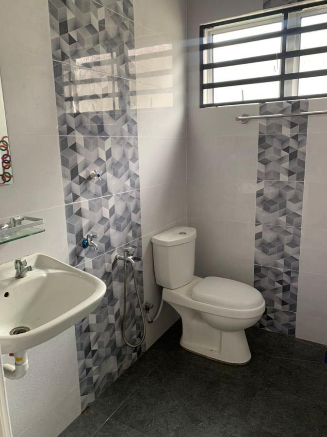 Homestay Maryam Lumut Exterior photo